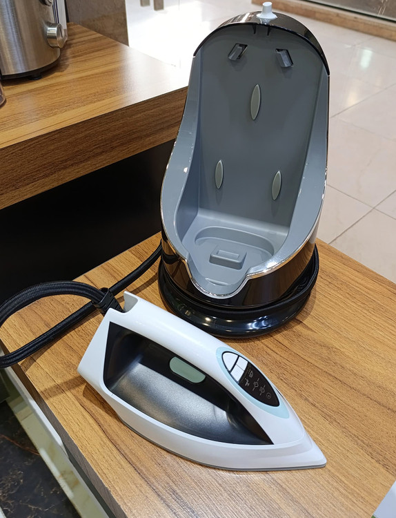 اتو مخزن دار گریمن آلمان مدل GR-SG204